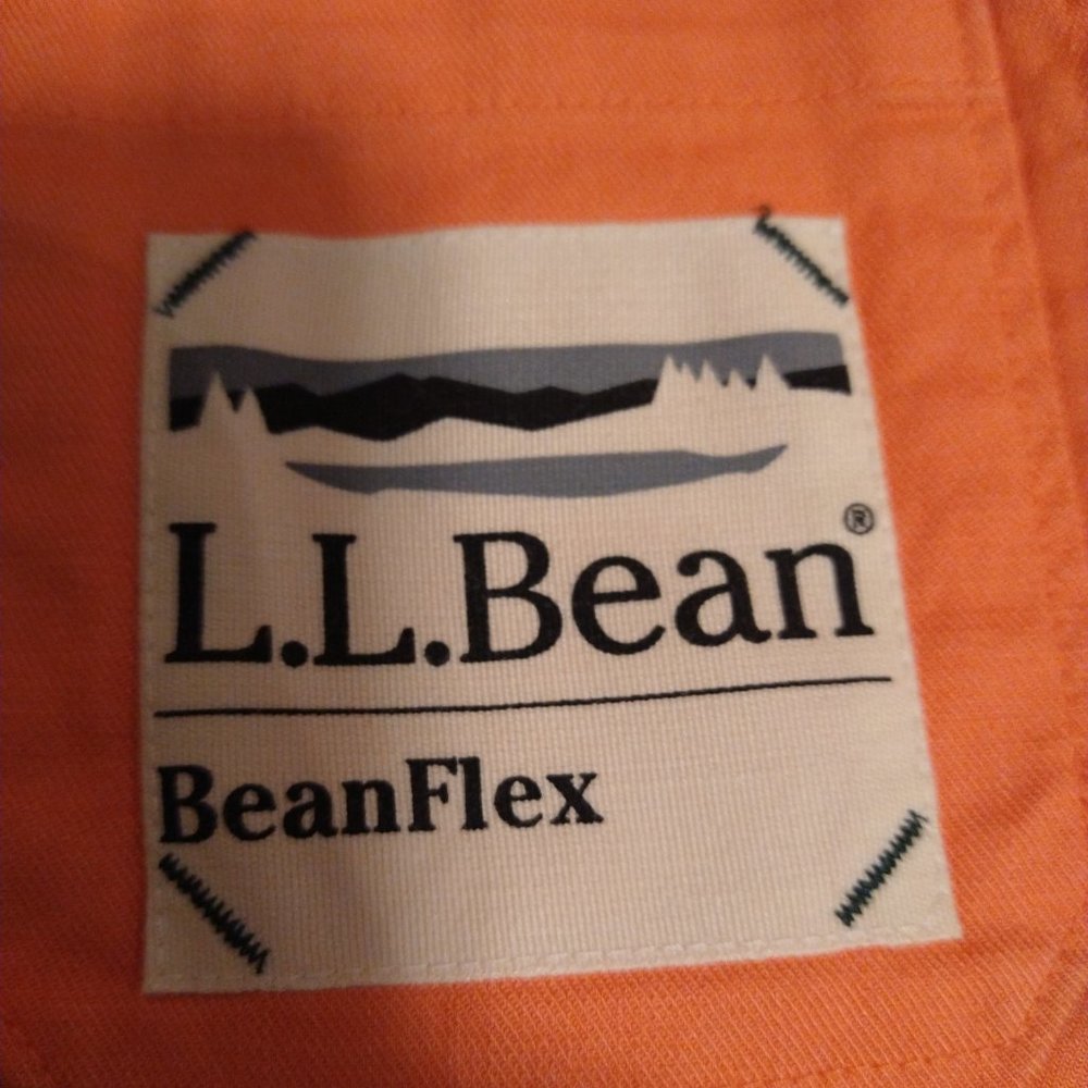 Men's LL Bean Long Sleeve Casual Button-down - Picture 6 of 6